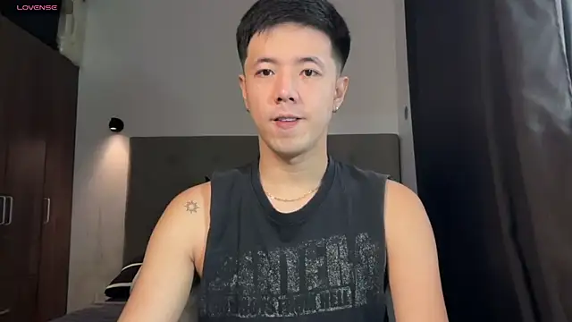 Addictiveboi online show from April 30, 1:34 am