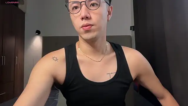 Addictiveboi online show from May 2, 1:43 am