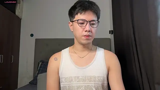 Addictiveboi online show from May 10, 4:17 am