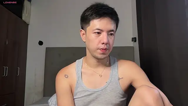 Addictiveboi online show from May 27, 3:36 am