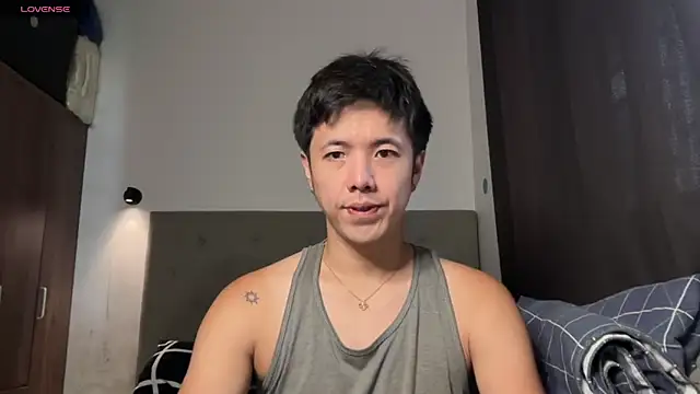 Addictiveboi online show from June 21, 3:31 am