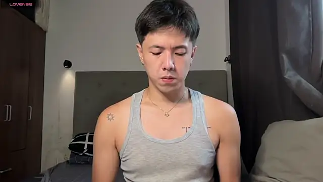 Addictiveboi online show from June 25, 7:13 am
