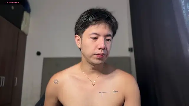 Addictiveboi online show from July 18, 2:27 am