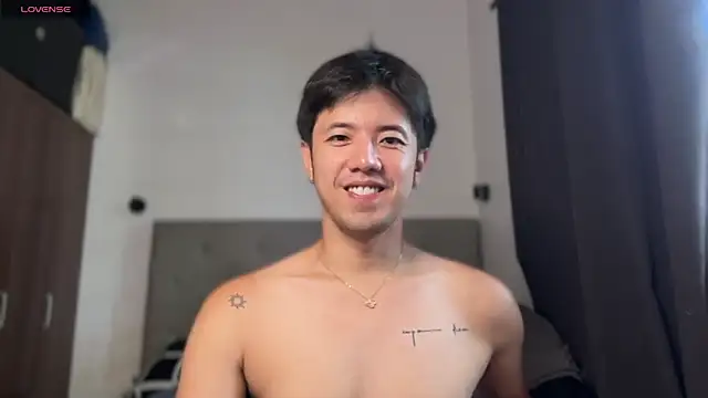 Addictiveboi online show from July 22, 4:37 am