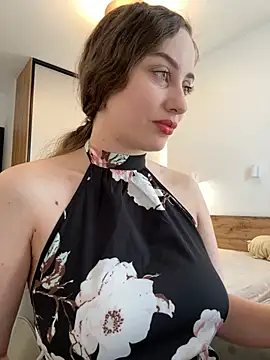 Maribelle Vinnie online show from April 23, 12:40 pm