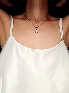 Hinna x online show from November 3, 8:48 am