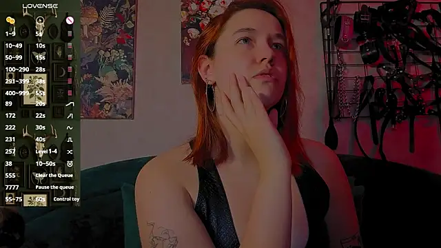 the high priestess online show from April 28, 4:50 am