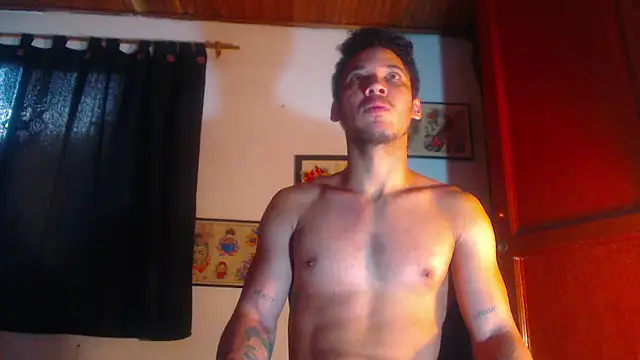 RuiMaddoox online show from October 7, 12:02 pm