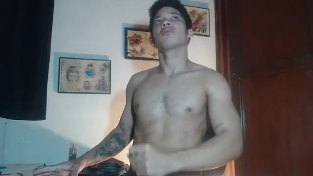 RuiMaddoox online show from October 11, 12:15 pm