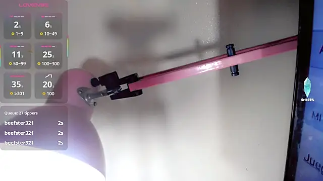 Snapshot of Cata_MW chatting on October 31, 7:04 pm Cata MW online show from October 31, 7:04 pm