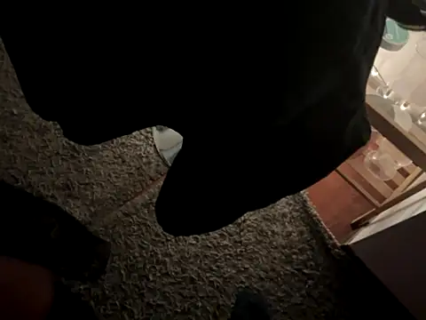 Snapshot of valedrams chatting on October 21, 10:38 am valedrams online show from October 21, 10:38 am