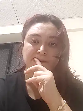 Anaa Rose online show from May 8, 12:38 am