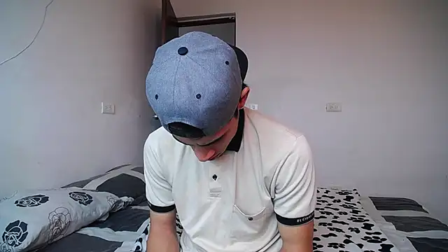 Candy Grey28 online show from October 12, 12:59 pm