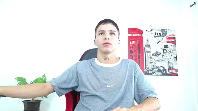 Cumandres18 online show from October 31, 1:56 pm