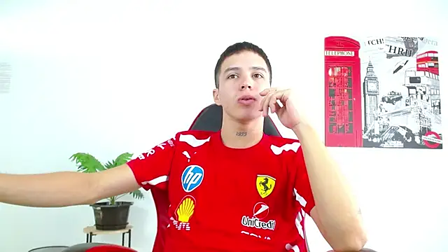 Cumandres18 online show from November 8, 2:06 pm