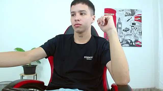 Cumandres18 online show from November 14, 2:16 pm