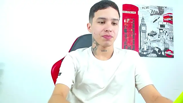 Cumandres18 online show from February 4, 2:56 pm