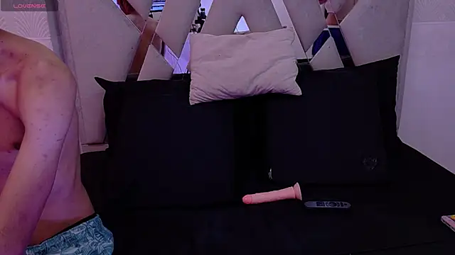 Sexualvolcano0 online show from June 16, 2:41 pm