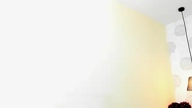 Snapshot of GIANAMILLER6 chatting on April 29, 11:58 am GIANAMILLER6 online show from April 29, 11:58 am