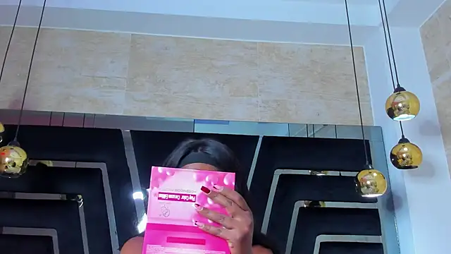 YallianaBrooks online show from June 14, 11:56 am