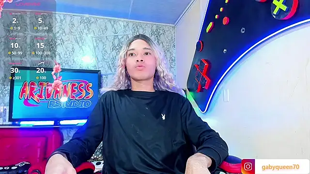 Madison Mujica online show from October 16, 11:00 am