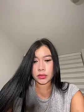 valentina takahashi online show from February 5, 1:10 am