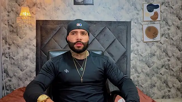 Apolo rousse1 online show from November 23, 6:30 pm