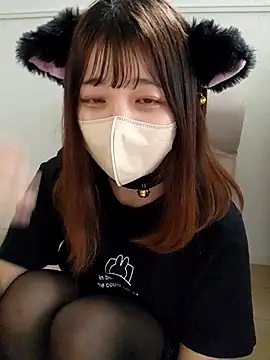 Sakura-japanese- online show from October 11, 12:10 am