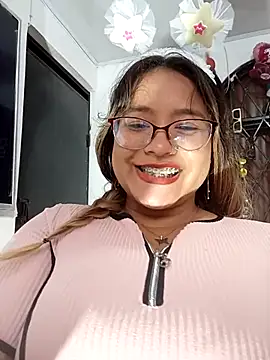 AsshleyVillaloboss online show from September 30, 10:15 pm