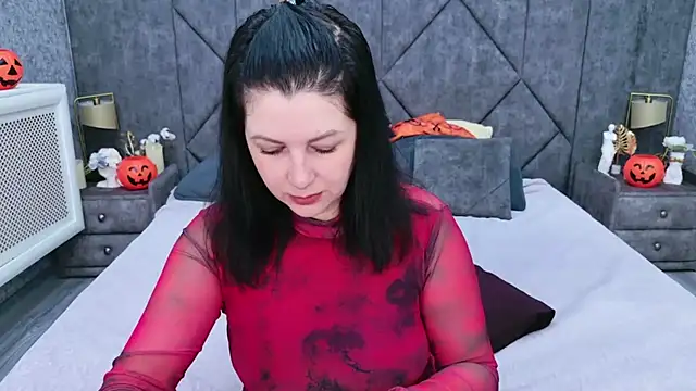 Nina Stane online show from November 4, 5:28 am