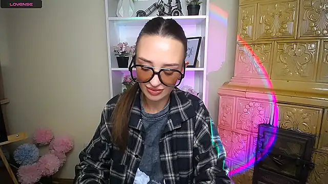 BonnieX  online show from November 20, 9:31 am