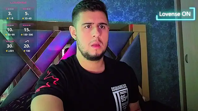 Snapshot of ryan_evanss chatting on September 25, 12:42 pm ryan evanss online show from September 25, 12:42 pm