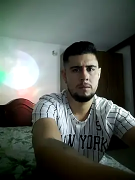 Snapshot of ryan_evanss chatting on October 9, 11:36 pm ryan evanss online show from October 9, 11:36 pm