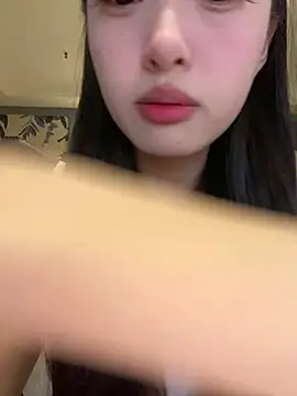 Snapshot of MengMeng0515 chatting on April 11, 2:32 pm MengMeng0515 online show from April 11, 2:32 pm