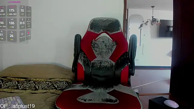 Savajelust online show from March 12, 6:25 pm