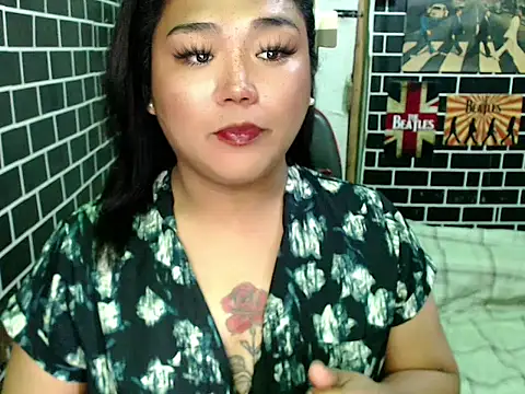 luluakovi 69 online show from October 1, 9:32 pm