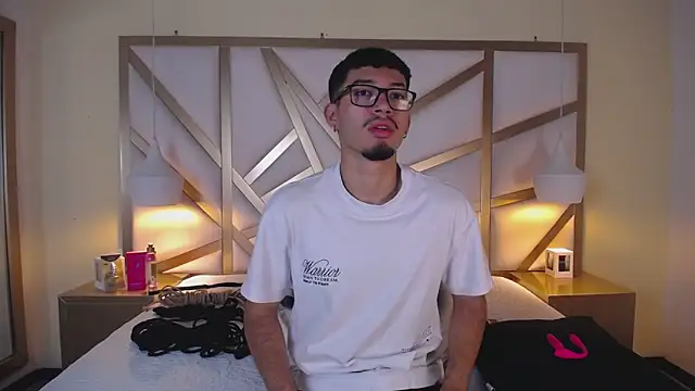 Jaxon Carter online show from December 14, 12:27 am