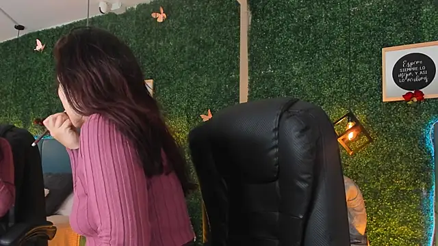 Linagh  online show from March 27, 11:32 am