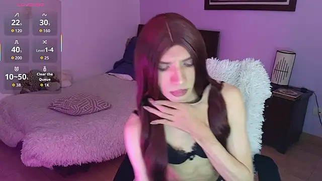 mirandahabach333 online show from March 28, 8:08 pm