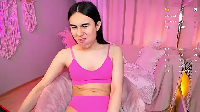 Snapshot of HeyAlena chatting on November 21, 7:51 am HeyAlena online show from November 21, 7:51 am