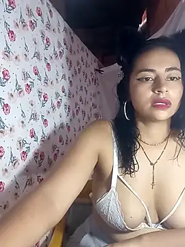 Snapshot of Anabelhotxx16 chatting on September 8, 9:47 pm Anabelhotxx16 online show from September 8, 9:47 pm