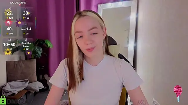 R0cket bunny online show from June 7, 12:59 am