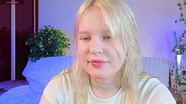 Mila Lioness online show from September 11, 5:29 am