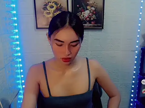 lovelysassy online show from November 3, 1:56 pm