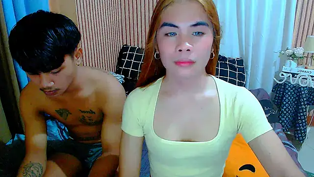 mikhaylahanderson online show from October 1, 5:02 am