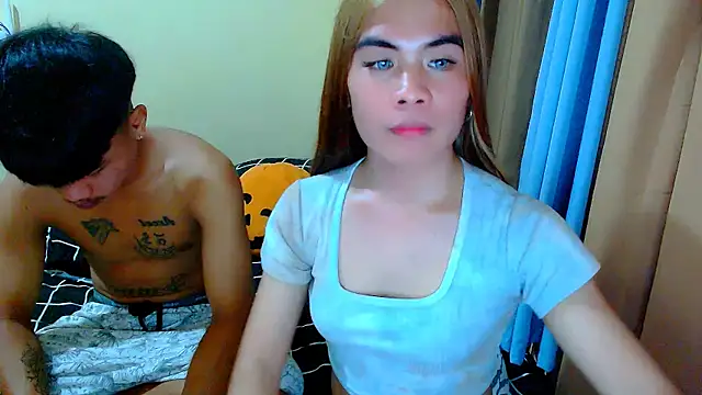 mikhaylahanderson online show from October 20, 1:33 pm