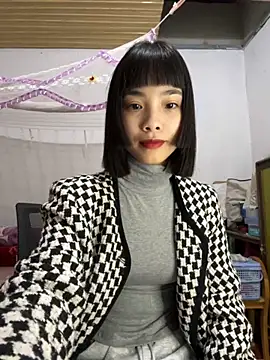 andymi1 online show from October 24, 2:19 am