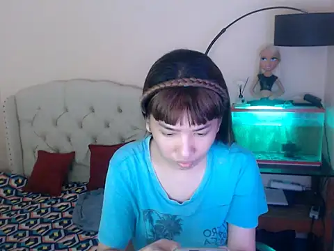 ShantalFoxxy  online show from January 12, 1:49 pm