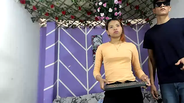 lau and boys18 online show from September 21, 1:46 pm