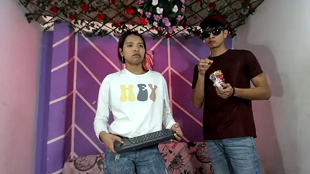 lau and boys18 online show from September 25, 1:59 pm